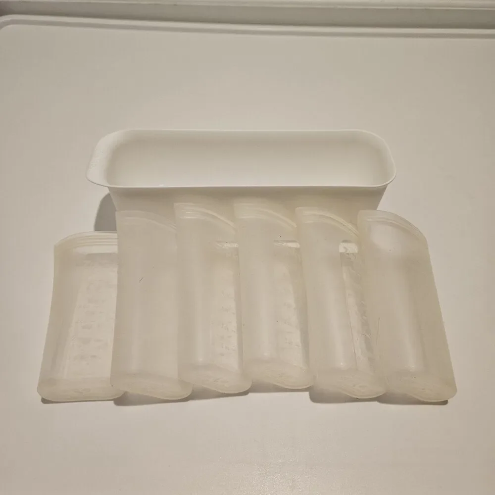 Zip Top Reusable 100% Platinum Silicone Breast Milk Storage Bags Set Tray